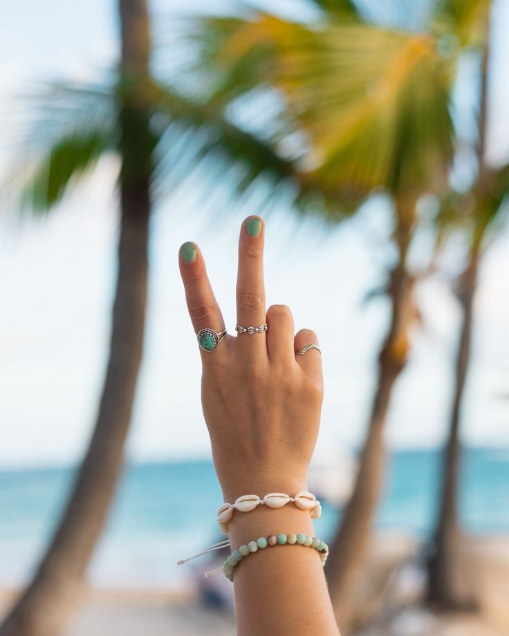 lost files from the dr🎞️🌞🏝️ #dominicanrepublictravel #republicadominicana #travelphotographers #travelaesthetic #tropicalphotography #flightattendantlifestyle #travelcontentcreator