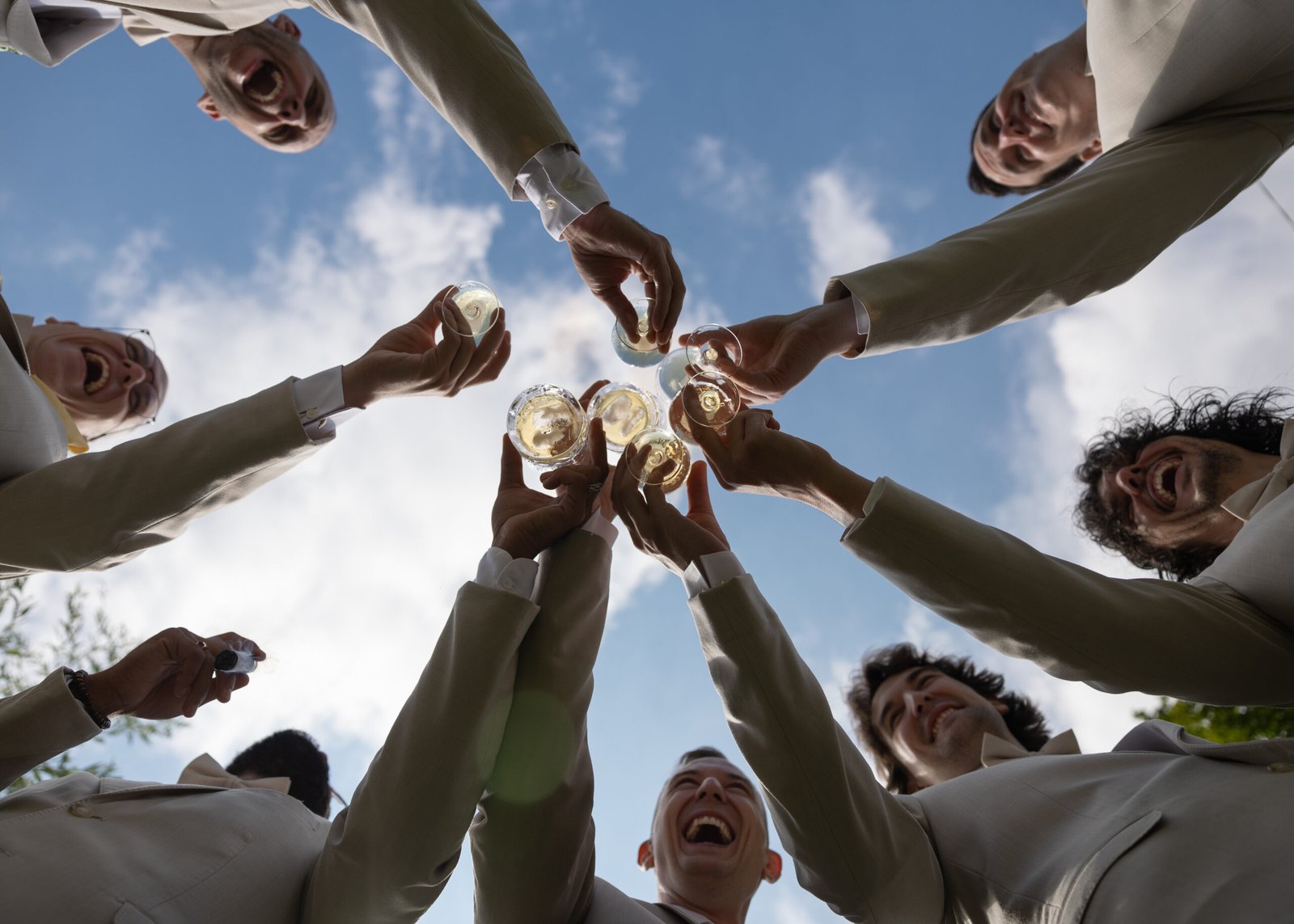 Célébration avec les garçons d&rsquo;honneur