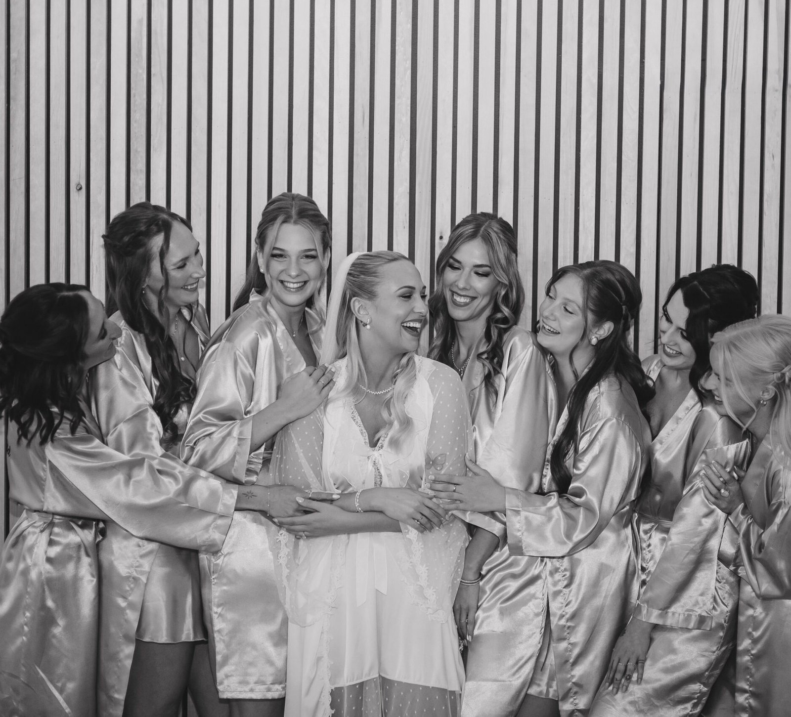 Préparations avec les demoiselles d&rsquo;honneur