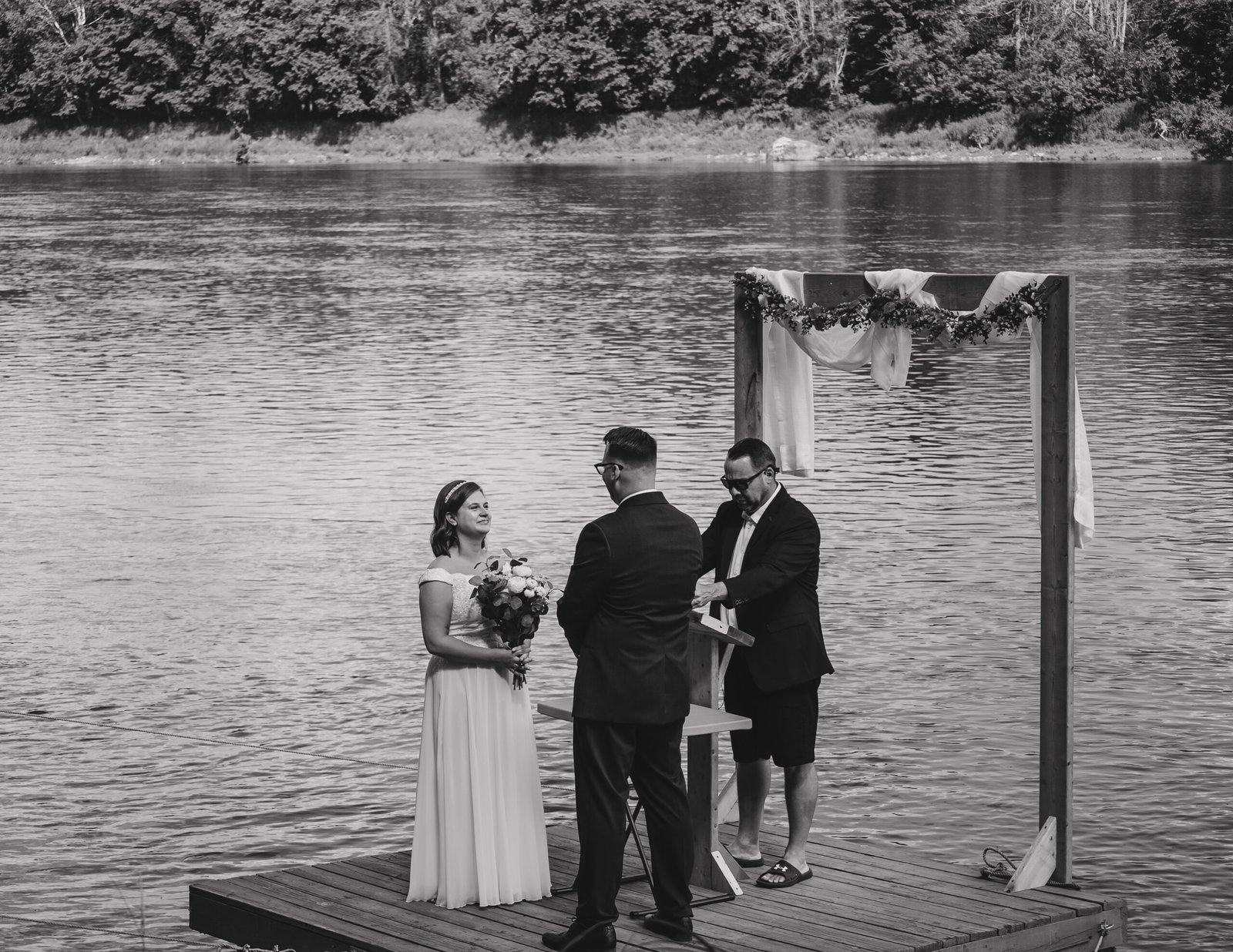 Mariage sur la rivière