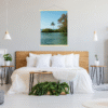oasis tropicale avec support à affiche en bois