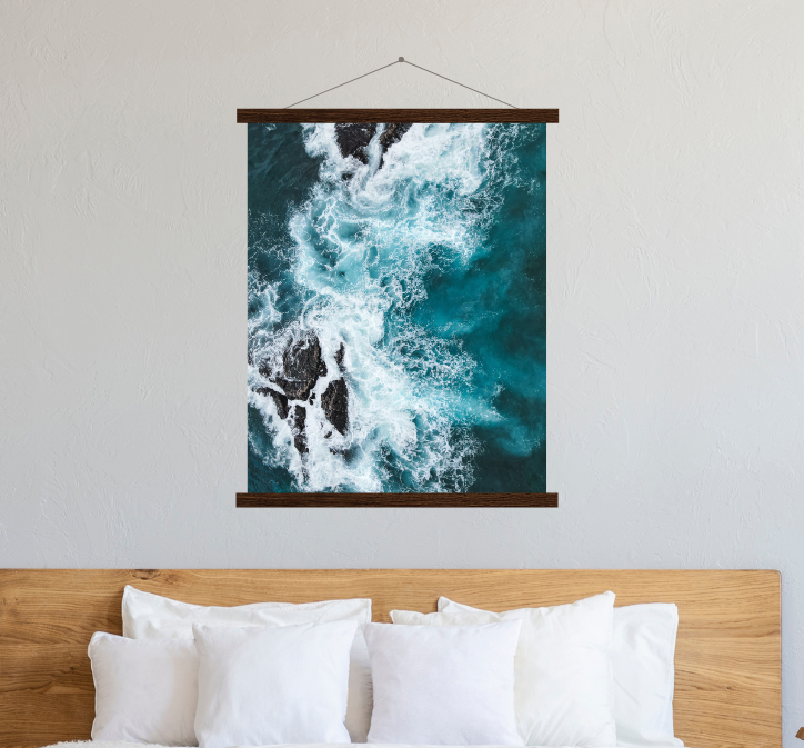 Accueil Vagues dansantes – Avec support à affiche en bois