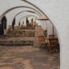la terrasse du café avec cadre en bois