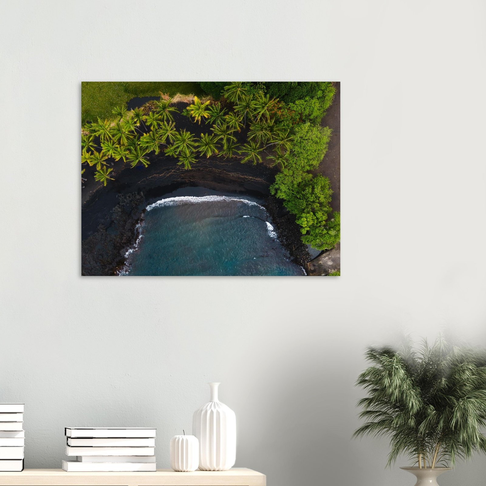 plage volcanique vue du ciel d83b490f-43b9-4a93-aa6b-f10136c46937