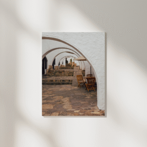 la terrasse du café avec cadre en bois